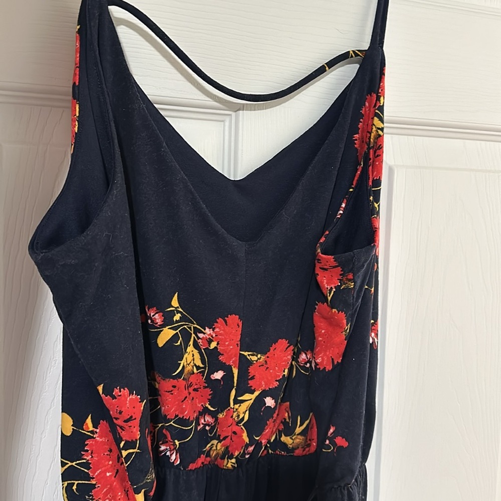 Floral Romper - Picture 3 of 3